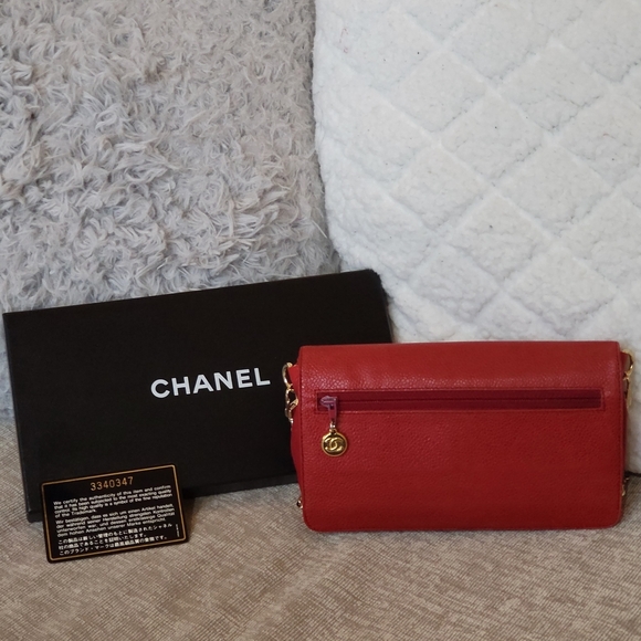 Chanel Red Caviar CC Timeless Shoulder Bag Bifold Wallet Grained Calfskin.. - Picture 2 of 16